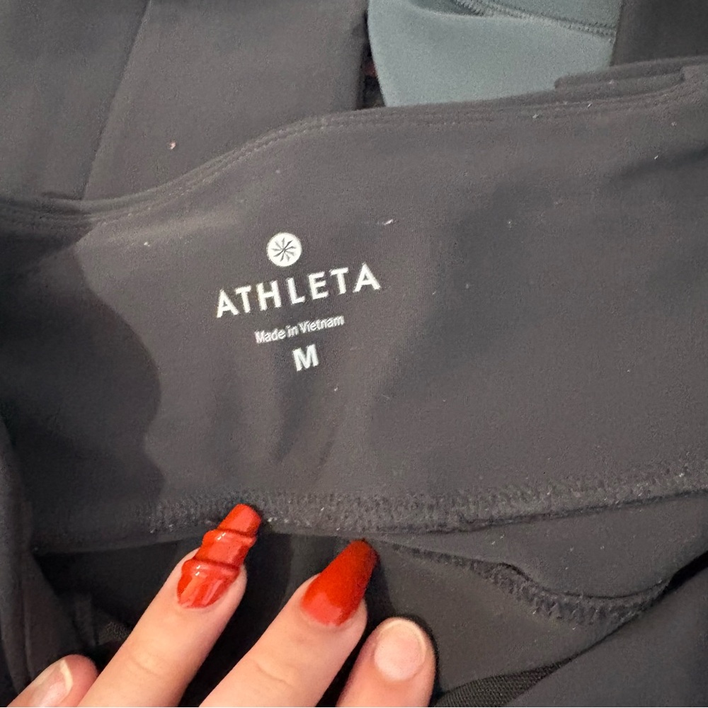 Athleta Black High Waisted Athletic Activewear Leggings Pants Zipper Pockets - Picture 12 of 12